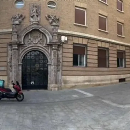 El Torreon Del Pilar. Opcion De Parking *