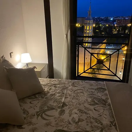 El Torreon Del Pilar. Opcion De Parking *