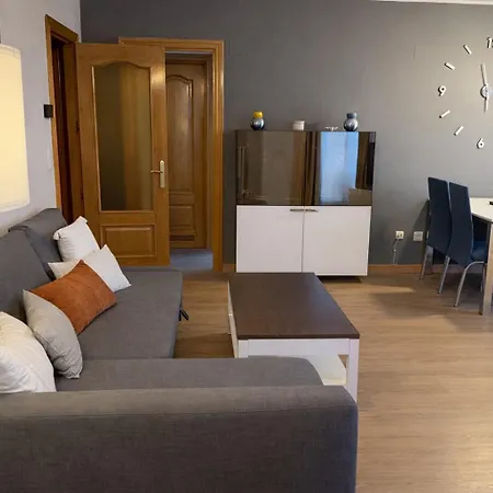 El Torreón Del Pilar. Opción De Parking Apartamento Zaragoza